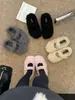 Sapatos Peludos para Mulheres, Novo Estilo de Inverno, Mocassins de Velcro com Solado Macio e Aumento de Altura Escondido de 5,5cm, Sapatos Individuais Peludos de Inverno para Mulheres