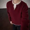 Suéter de punto de moda para hombre, otoño e invierno, color liso, cuello en V versátil, bloques de color, suéter de punto moderno estilo coreano para hombres jóvenes