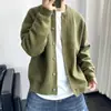 Nuevo cárdigan de punto para hombre de otoño e invierno, marca de moda, color liso, simple y elegante, diseño grueso, chaqueta suéter juvenil