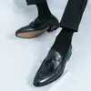 Zapatos de Cuero con Borlas Nuevos para Hombre de Comercio Exterior de Primavera Moda Británica Zapatos Casuales de Negocios Zapatos Versátiles para Hombre Zapatos Individuales de Moda Venta al por Mayor