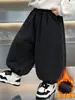 Pantalones de Forro Polar para Niños Otoño e Invierno Niños Pequeños Monopieza Pantalones de Chándal de Terciopelo 2026 Nuevos Pantalones Gruesos para Niños con Puños y Pierna Curva