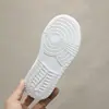 Tallas 26-37, nuevos modelos de otoño en stock, zapatos infantiles hechos a máquina al por mayor, zapatillas infantiles, zapatos blancos de estudiante para niños 6460