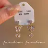 Pendientes de Mariposa Incrustados con Circonita Estilo Dulce, Pendientes Clásicos Pequeños Frescos y Versátiles para Mujer, Estilo Ins, Estilo Occidental y Pendientes Personalizados