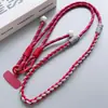 Cordão para Celular com Tira Diagonal Trançada Torcida Longo Ajustável para Pendurar no Pescoço Lado Costas Corda com Corrente de Pérolas