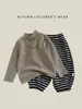 Camiseta de manga larga con cuello semi-alto para bebé e infante, camiseta interior simple de otoño para niños con estampado de letras, prenda interior de otoño para bebé niño