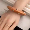 Pulsera de Madera Geométrica Remachada Retro Europea y Americana Nicho de Moda Genial Exagerada Accesorios de Pulsera Exportación Joyería a Mano Joyería Transfronteriza