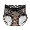 Bragas sexys de encaje para mujer, con un seductor diseño de estampado de leopardo transpirable, un corte que se ajusta a la cadera y una entrepierna de seda calada.. Un artículo popular en Douyin
