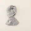 Cachecol de tricô liso, conjunto de luvas e cachecol de outono e inverno para crianças, meninos e meninas, luvas de pendurar no pescoço, cachecol grosso e quente