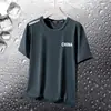 2026 Nova Tendência de Verão Marca Seda de Gelo Camiseta de Manga Curta Masculina Tendência Meia Manga Gola Redonda Camiseta Solta Roupas Masculinas