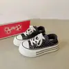 Zapatos de verano con grulla de almohada blanca, zapatos de lona tipo slip-on de doble uso, nuevos zapatos casuales blancos de suela gruesa versátiles para mujer de verano 2026
