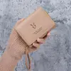 Cartera Pequeña de Mujer Transfronteriza Cuero Nuevo Monedero de Mano Cremallera Dos en Uno 70% de descuento Portatarjetas Bolsa de Almacenamiento Integrada