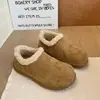 Pelúcia Batatinhas Birkenstocks Femininas 2026 Estilo Coreano Tendência da Moda Modelo de Inverno Slip-on Quente Fundo Plano Pele Algodão Sapatos