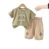 Traje de Verão para Meninos 2025 Novo Traje de Verão de Manga Curta com Etiqueta Redonda de Desenho Animado para Crianças Conjunto de Duas Peças Macacão para Bebê Dropshipping