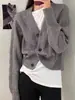 Diseño elegante y único, cárdigan de punto trenzado con cuello en V 100% lana pura, un suéter de lana pura de alta gama para mujer