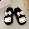 Chinelos fofos antiderrapantes alta princesa temperamento fofo chinelos de pelúcia Hello Kitty Outono/Inverno 2026 uso externo sola grossa