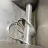 Máquina picadora de ossos de frango congelado totalmente automática usada, moedor de placa de carne congelada grande, máquina de fazer recheio para almôndegas com cabeça de leão