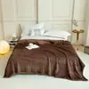 2026 Nuevo Estilo Comercio Electrónico Transfronterizo Manta de Peluche de Conejo Alta Gramaje Manta a Rayas Multifuncional para Siesta en Casa