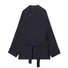 Comércio Exterior Atacado Roupas Femininas Estilo Europeu e Americano, Casaco Fluido com Cinto 6136244, Calça Plissada 6136245