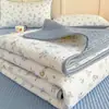 Cubrecama de algodón lavado, pieza única, Clase A, apto para bebés y madres, universal para todas las estaciones, juego de tres piezas acolchado grueso antideslizante para tatami, cama individual 3