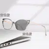 Montura de gafas de moda estilo europeo ojo de gato que cambia de color sensible a la luz, montura de gafas lisa, gafas para miopía con bloqueo avanzado de luz azul para miopía