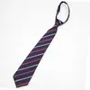 Corbata de cuello con hebilla JK a rayas teñidas en hilo, lunares de flores al por mayor