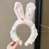Diadema divertida estilo coreano de dibujos animados para mujer, con diseño de peluche, perfecta para usar al aplicar mascarillas faciales o lavarse la cara, y también adecuada para crear un peinado de coleta alta.