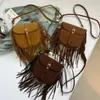 Bolso Silla Retro de Gamuza Escarchada Estilo Bohemio de Nicho para Mujer Bolso Transfronterizo con Borlas Texturizado de Hombro Único Cruzado
