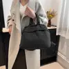 Mochila Casual Nova Personalizada pelo Fabricante, Bolsa Nuvem Fashion, Bolsa de Nylon Fofa Preenchida com Algodão, Bolsa de Ombro com Cordão para Mulheres