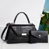 Bolso de Mano con Textura de Cocodrilo para Mujer 2026 Nueva Moda Bolso de Hombro Único Bolso Cruzado Bolso Cuadrado Pequeño de Gama Alta Bolso Versátil para el Trabajo