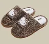 2025 Novas Pantufas de Algodão Estampa Leopardo Gatinho Outono e Inverno Quentes Mop de Chão Antiderrapante Casa Casal Homens e Mulheres