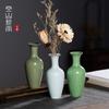Jarrón de celadón Xinyu Longquan de montaña vacía, traje creativo para decoración de sala de estar, cerámica china, arreglo floral hidropónico pequeño, decoración