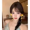 Pendientes Brillantes de Super Hada Amarillos con Borlas para Mujer Estilo para Fotos en la Playa de Vacaciones Pendientes Super Hermosos de Botón