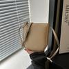 Bolso Cuadrado Pequeño Retro Texturizado para Mujer 2024 Nuevo Bolso de Hombro de Moda Bolso Casual para Viajar para Mujer Bolso Bandolera Vertical