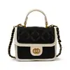Bolso Pequeño Cuadrado Acolchado con Cadena Estilo Chanel de Alta Gama, Bolso Transfronterizo para Niños, Bolso de Hombro Cruzado de Moda para Niñas