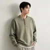 Sudadera con cuello Henley para hombre, nueva colección otoño 2026, top casual holgado de manga larga, suéter moderno