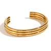 Pulsera abierta de tres capas estilo INS europeo y americano, moderna, simple, con tubo, brillante, de acero inoxidable, chapada en oro de 18 quilates, pulsera elegante para mujer, versátil