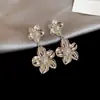 Pendientes Largos Colgantes Redondos Plisados Huecos de Aguja de Plata Moda Exagerada Europea y Americana Pendientes de Personalidad Pendientes Ligeros de Lujo de Gama Alta para Mujer