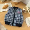 [En Stock] Dw256364 Chaleco Acolchado Infantil Kidsren 2025 Otoño e Invierno Nuevo Estilo Coreano Chaleco Acolchado de Cuadros Venta al por Mayor