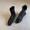 Botines de punta cuadrada estilo coreano, cálidos para invierno, botas de moda nuevas y trendy 2026, negros, estilizan y son adecuados para ir al trabajo