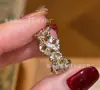 Anillo Vintage de Segunda Mano Iris Café Oro Mariposa Encaje para Mujer, Exquisito y Único Diseño de Nicho, Apilable y de Alta Gama
