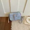 Bolsa feminina 2026 verão novo modelo bolsa de ombro para o dia a dia, bolsa de ombro transversal com design de nicho, elegante e simples