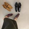 Zapatos Pequeños de Cuero de Punta Cuadrada Moda Zapatos de Cuña Baja Zapatos Nuevos Primavera y Otoño 2024 Estilo Francés Mary Jane Zapatos para Mujer Zapatos de Leche