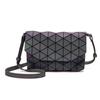 Bolsa Envelope 2025 Novo Estilo Acolchoada Pequena Quadrada Feminina Transversal Brilhante Bolsa de Maquiagem Pu Estilo Coreano Bolsa de Ombro Feminina