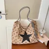 Bolsa Tote de Pelúcia Camurçado Feminina 2026 Nova Moda Outono Retrô Bolsa de Ombro com Bolinhas Bolsa de Mão de Grande Capacidade
