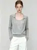 Look simples e versátil de duas peças com bloco de cores, blusa de tricô com gola polo para mulheres, base casual e relaxada para camadas de outono