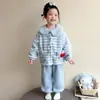 Ropa para niños, conjunto de pijama de forro polar coral para niñas, nuevo estilo de invierno, conjunto de dos piezas para bebé, ropa de estar de franela engrosada