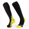 Calcetines de colores de venta caliente Temu para pantorrilla, calcetines elásticos transpirables presurizados para deportes al aire libre para adultos, calcetines de compresión para maratón