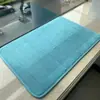 Alfombra de piso de forro polar coral acolchada a rayas, felpudo absorbente para puerta de baño, alfombra de baño antideslizante Temu Amazon, directo del fabricante
