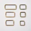 Hebillas Cuadradas Listas para Usar del Fabricante, Hebillas Cuadradas de Metal, Hebillas de Alambre de Hierro de Dos Velocidades de Varias Especificaciones, Hebillas de Boca de Alta Calidad con Baño Colgante