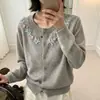 Cardigã de Tricô com Gola Redonda Bordado Floral e Pelo de Guaxinim para Mulheres 2026 Outono/Inverno Nova Moda Solto Manga Longa Casaco Suéter